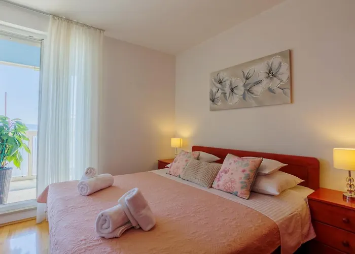 Apartment Seaview Znjan