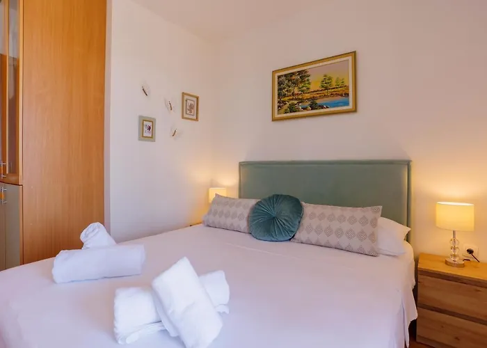 Apartment Seaview Znjan Split