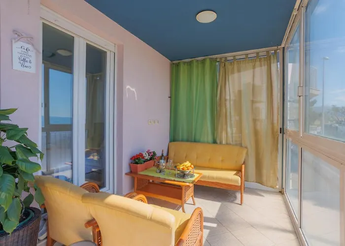 Seaview Znjan Apartment *