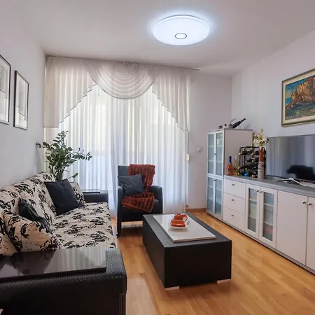 Seaview Znjan Апартаменти Спліт